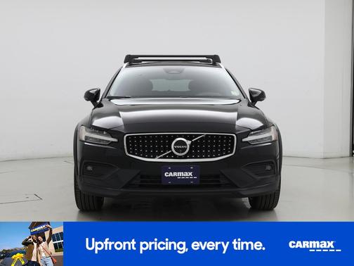 Black 2024 Volvo V60 Cross Country B5 Plus