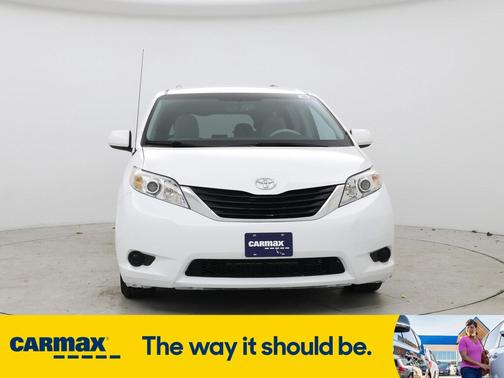 2013 Toyota Sienna LE