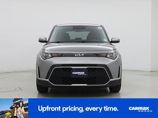 Gray 2023 Kia Soul LX
