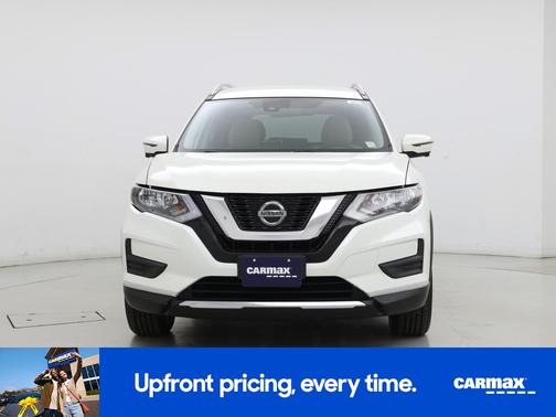 White 2020 Nissan Rogue SV