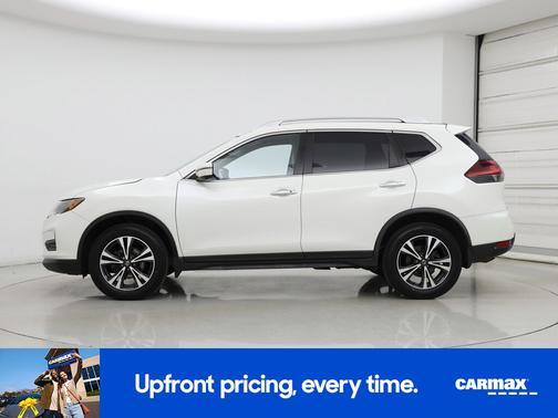 White 2020 Nissan Rogue SV