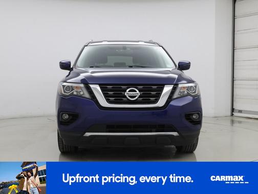 2018 Nissan Pathfinder SV