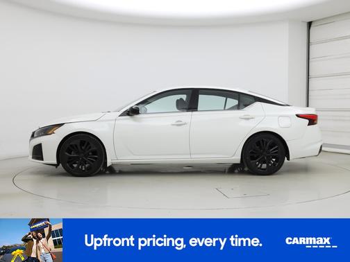 2023 Nissan Altima SR