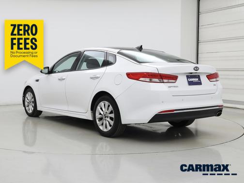 White 2016 Kia Optima EX