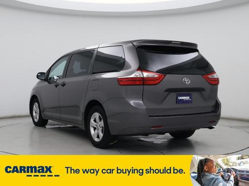 2017 Toyota Sienna L