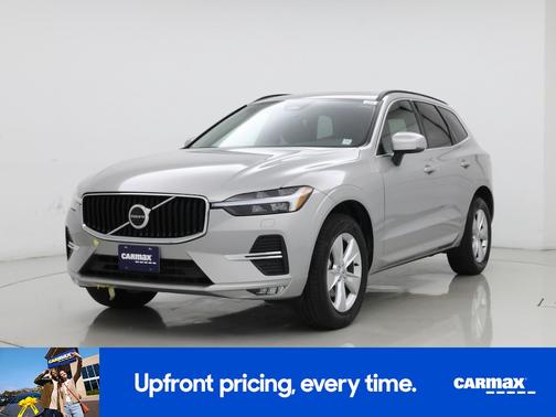 2022 Volvo XC60 B5 Momentum