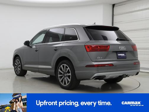 Gray 2018 Audi Q7 Premium Plus