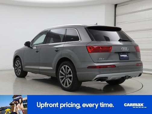 Gray 2018 Audi Q7 Premium Plus