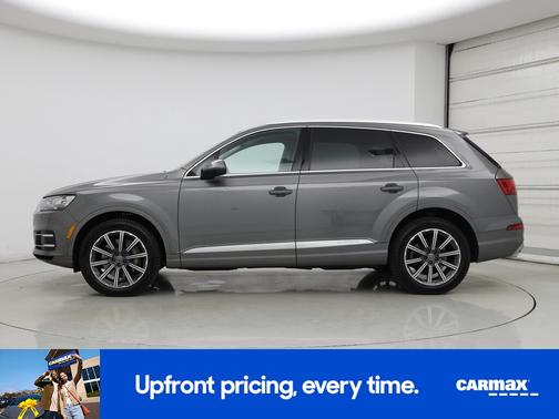Gray 2018 Audi Q7 Premium Plus