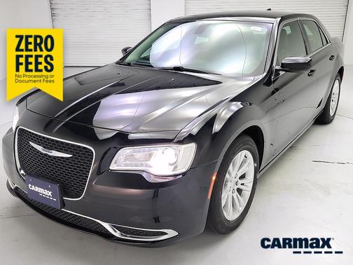 Black 2018 Chrysler 300 Touring L