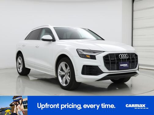 2023 Audi Q8 Premium