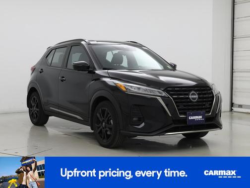 Black 2024 Nissan Kicks SR