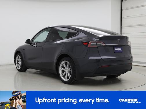 Gray 2024 Tesla Model Y Long Range