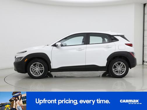 White 2023 Hyundai KONA SE