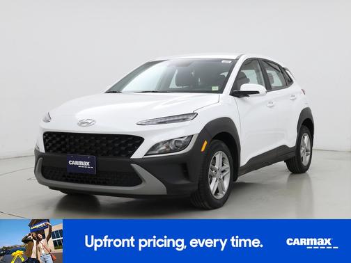White 2023 Hyundai KONA SE