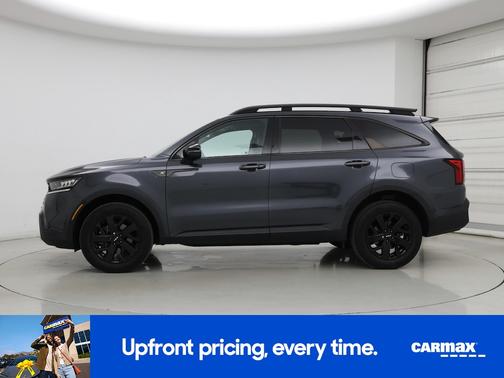 Gray 2023 Kia Sorento X-Line S