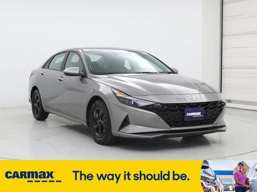 2021 Hyundai ELANTRA SE