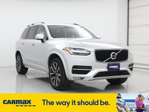 2018 Volvo XC90 T5 Momentum
