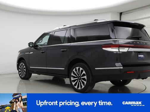 Gray 2023 Lincoln Navigator L Reserve