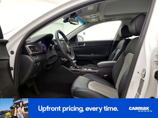 White 2019 Kia Optima EX