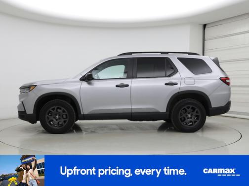Silver 2023 Honda Pilot Trailsport