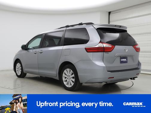 2015 Toyota Sienna XLE