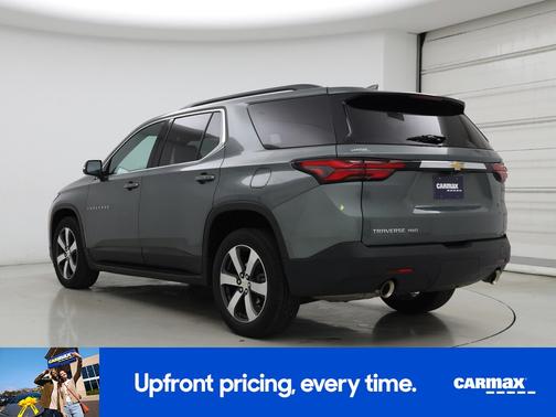 Gray 2022 Chevrolet Traverse LT Leather