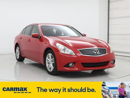 2013 INFINITI G37 X