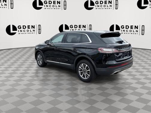 2022 Lincoln Nautilus Standard