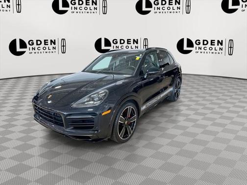 2022 Porsche Cayenne GTS