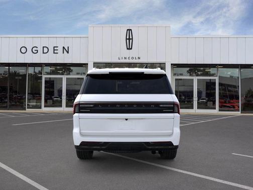 2025 Lincoln Navigator Black Label