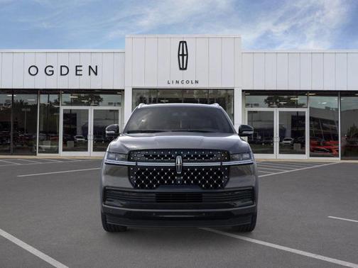 2025 Lincoln Navigator Black Label