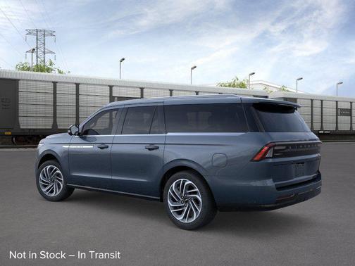 Flight Blue Metallic Clearcoat 2026 Lincoln Navigator Reserve