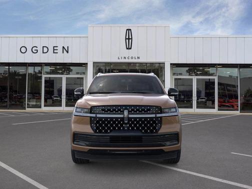 2025 Lincoln Navigator Black Label