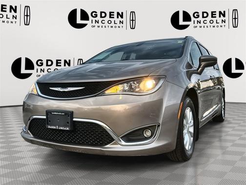2018 Chrysler Pacifica Touring-L
