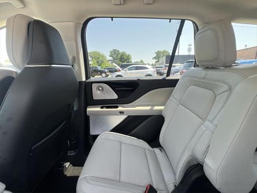 2025 Lincoln Aviator Reserve AWD