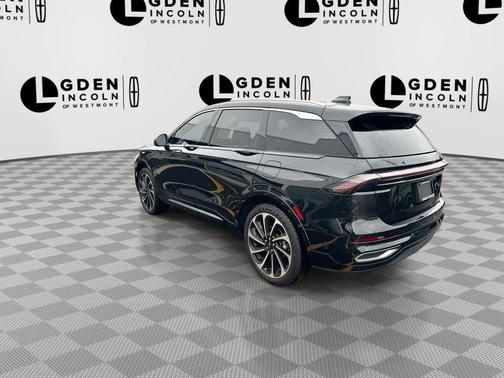 Infinite Black Metallic Clearcoat 2024 Lincoln Nautilus Black Label