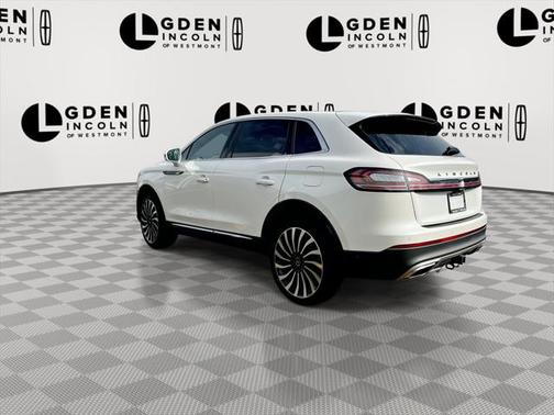 2022 Lincoln Nautilus Black Label