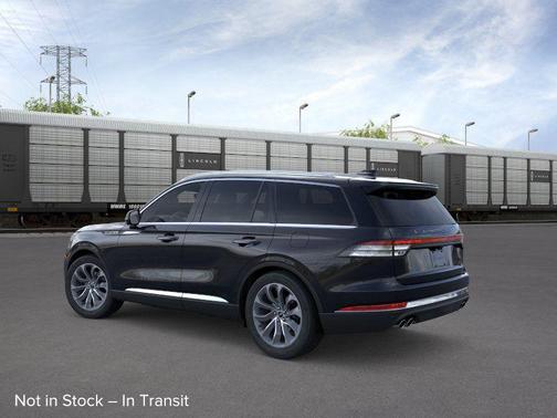 Infinite Black Metallic Clearcoat 2026 Lincoln Aviator Reserve AWD