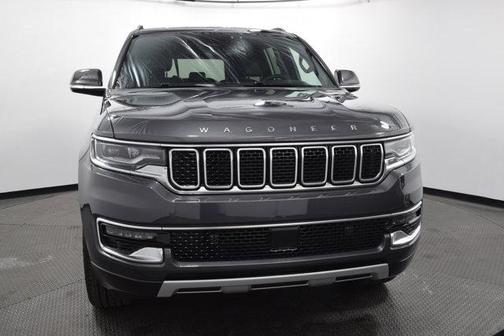 Photo 3 of 32 of 2022 Jeep Wagoneer Series II