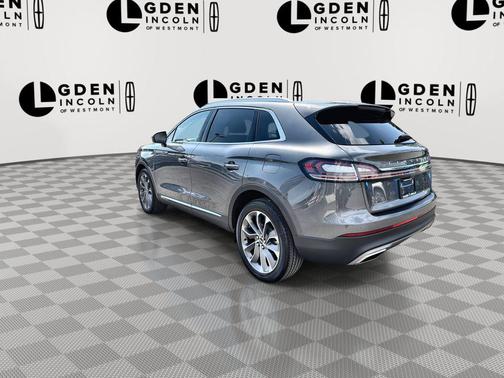 Asher Gray Metallic Clearcoat 2023 Lincoln Nautilus Reserve