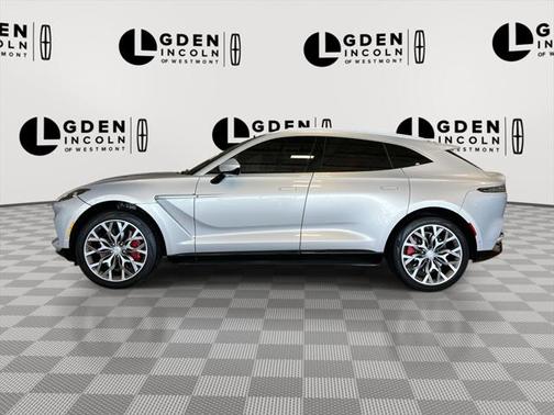 2021 Aston Martin DBX Base