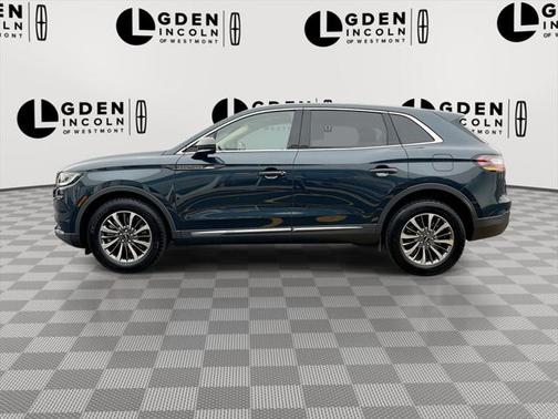 2022 Lincoln Nautilus Reserve