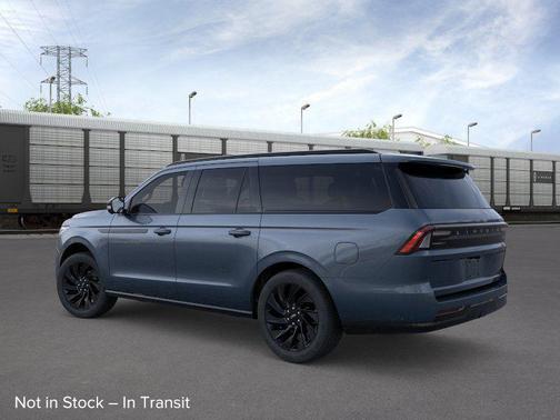 FLIGHT BLUE METALLIC CC 2026 Lincoln Navigator Reserve
