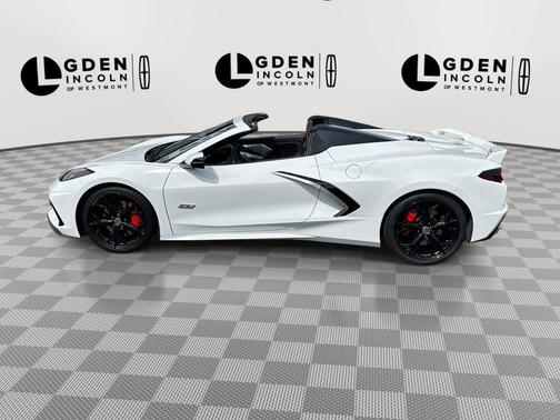 Arctic White 2023 Chevrolet Corvette Stingray w/3LT