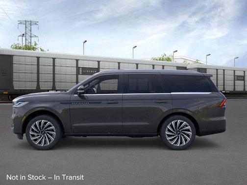 2025 Lincoln Navigator Black Label
