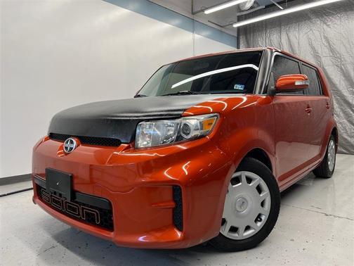 Photo 1 of 32 of 2012 Scion xB Release Series 9.0