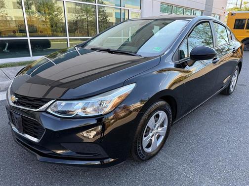 2018 Chevrolet Cruze LS