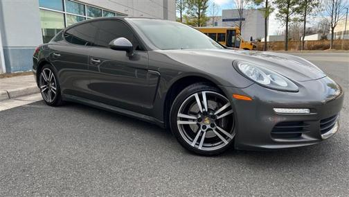2015 Porsche Panamera 