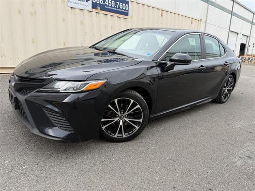 2019 Toyota Camry LE/SE/XLE/L